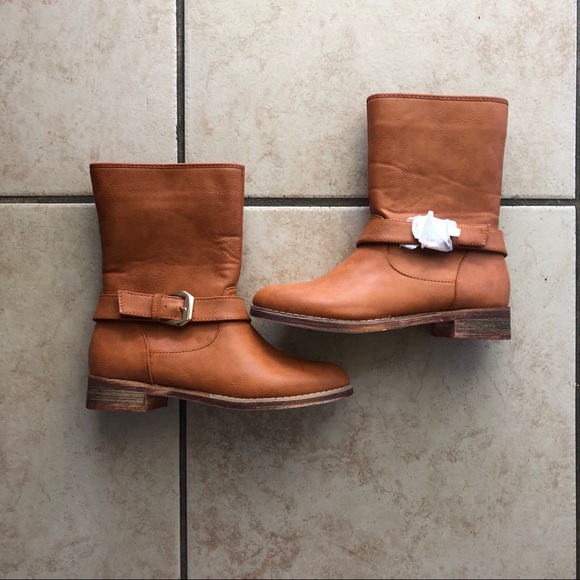 Shoes - Brown Ankle Boots